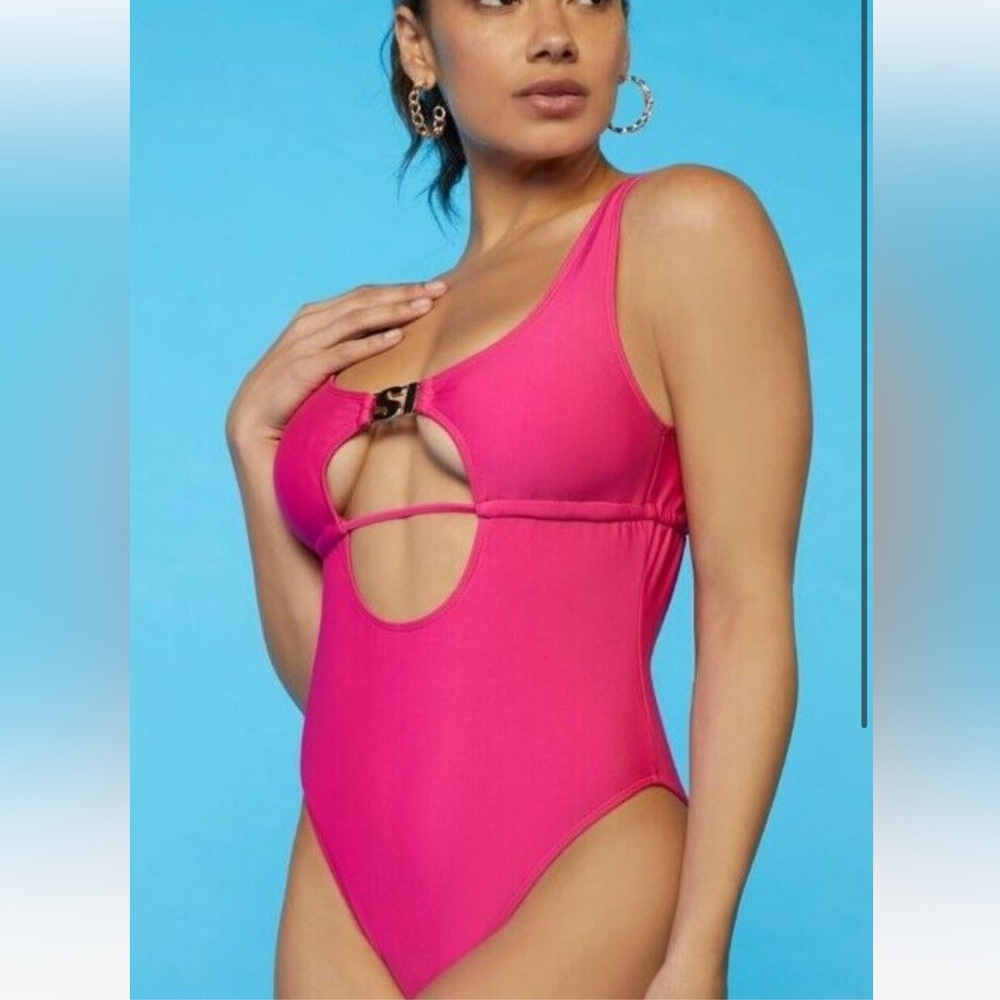 Sports Illustrated X Forever 21 Women's Shocking Pink 1 Pc Bathing Suit S NWT